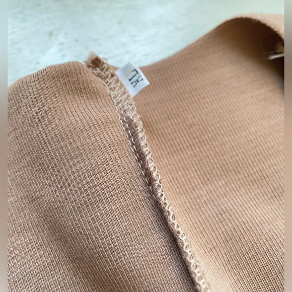 Fleece wrap with tie at side - Picture 2 of 8